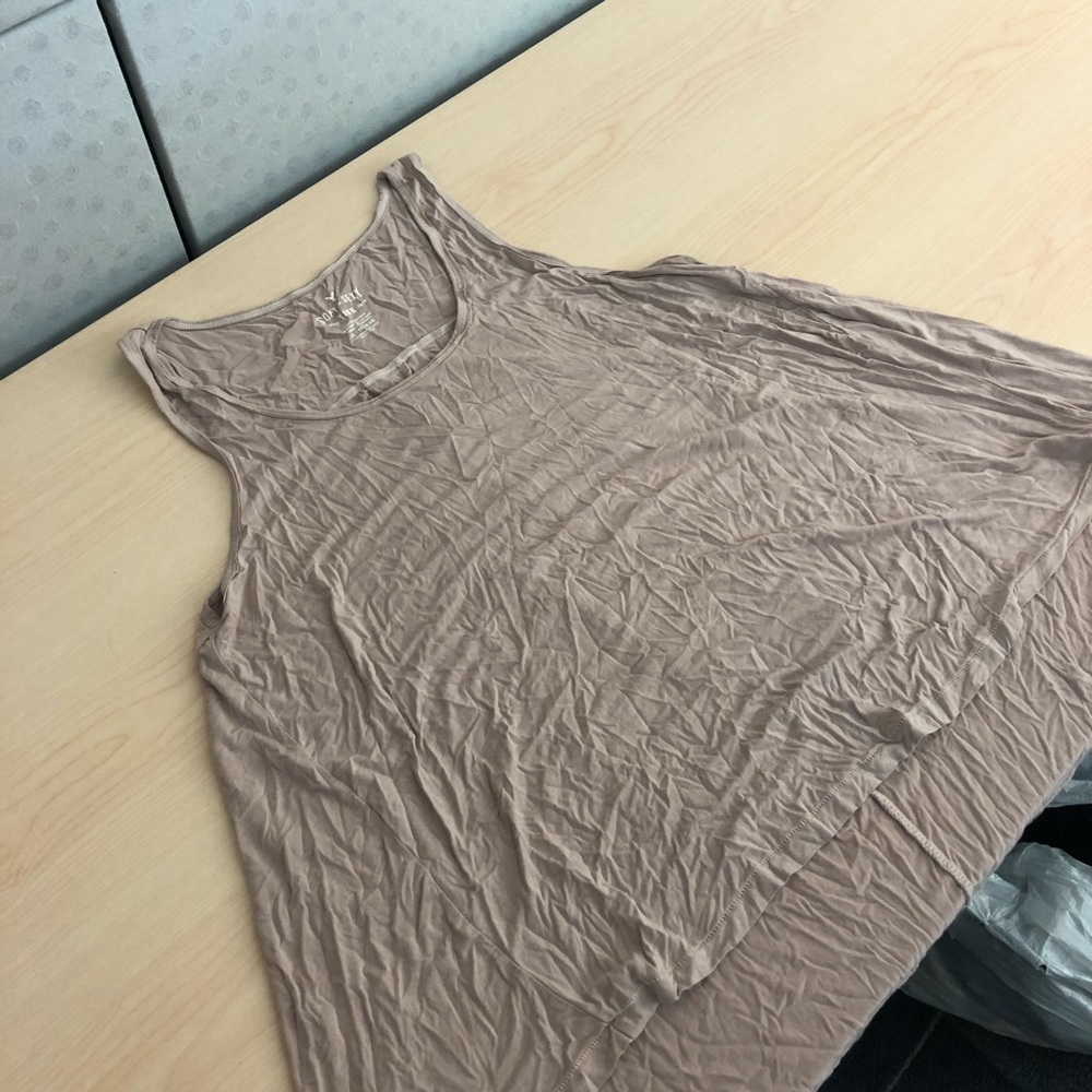 Soft tank, blush color flowey bottom